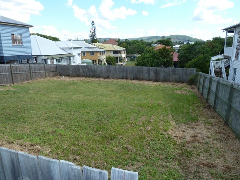 6 Lindsay Street, ASHGROVE, QLD 4060