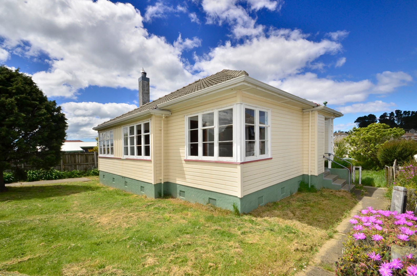 97 Clermiston Avenue, CORSTORPHINE, Dunedin City