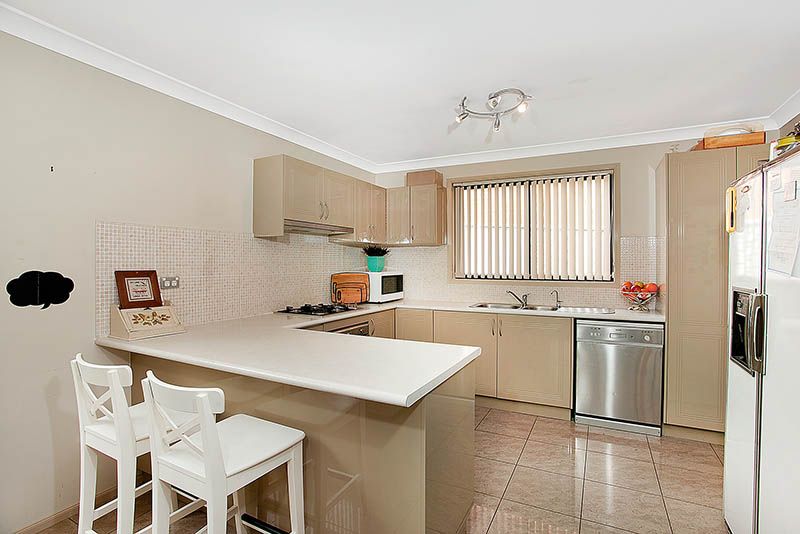 16 Bribie Avenue, SHELL COVE, NSW 2529