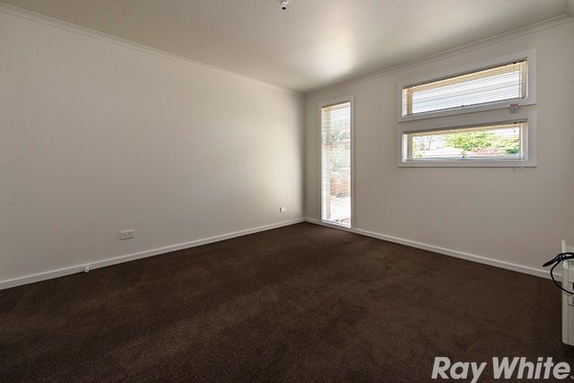 1/8 Pine Crescent, BORONIA, VIC 3155
