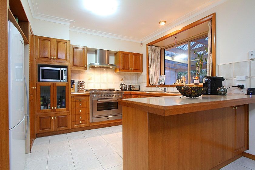3 Diosma Way, MILL PARK, VIC 3082