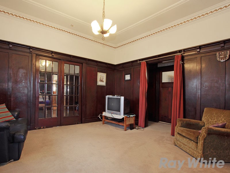 10 Campbell Terrace, WAVELL HEIGHTS, QLD 4012
