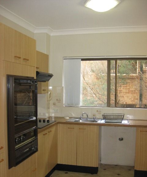 2/5 Robert Street, TELOPEA, NSW 2117