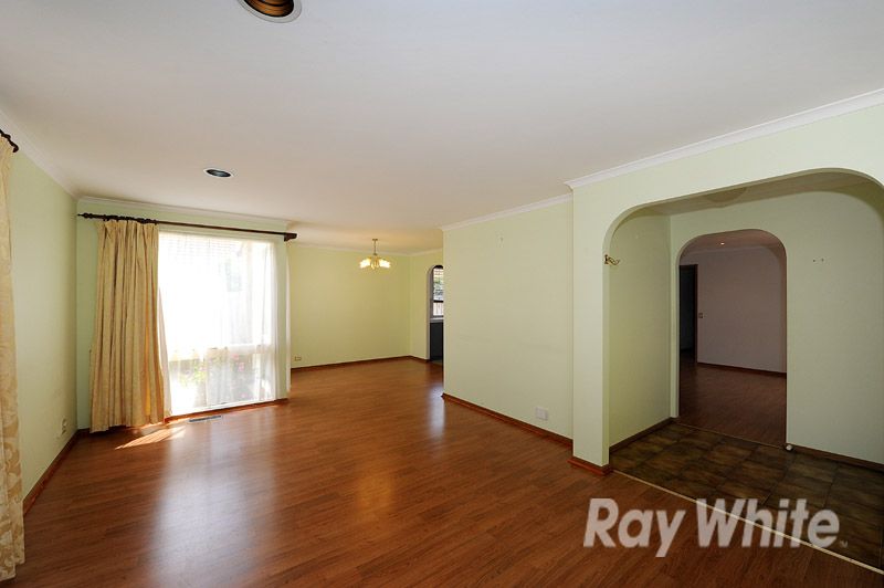 201 Dandelion Drive, ROWVILLE, VIC 3178