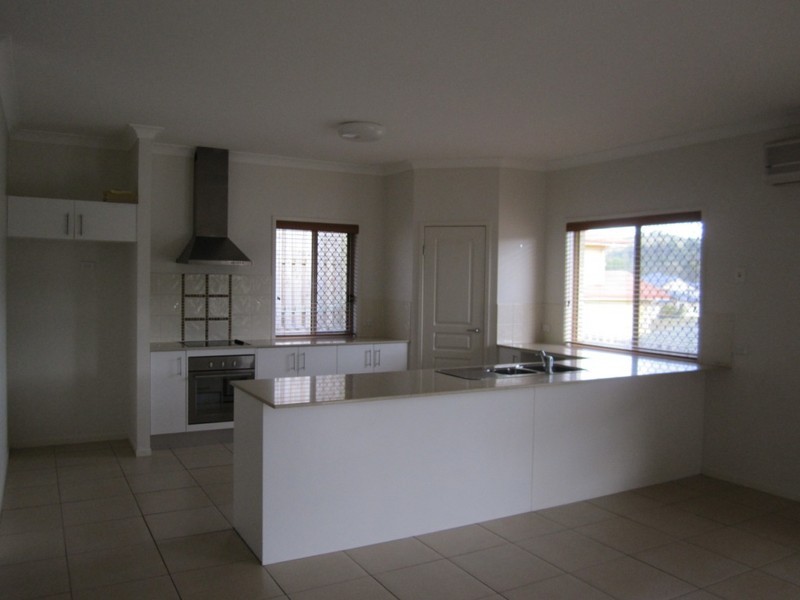 19 Koel Drive, GILSTON, QLD 4211