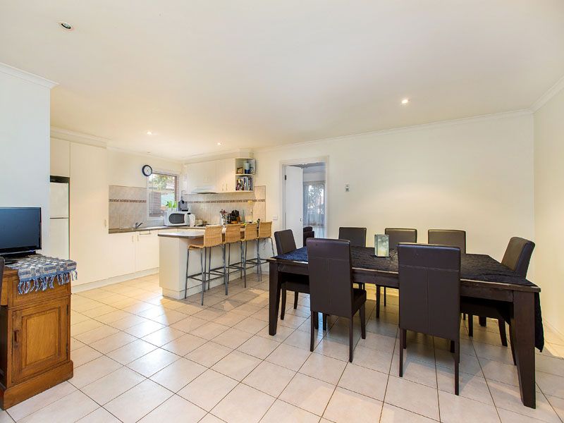 2/1 Barker Street, CHELTENHAM, VIC 3192