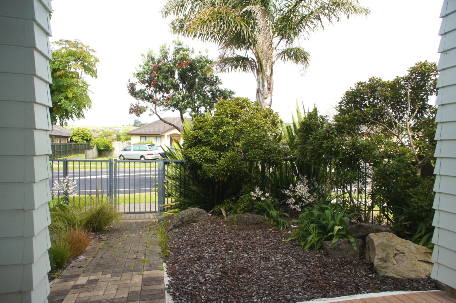 66/2 Armoy Drive, Dannemora, Manukau City