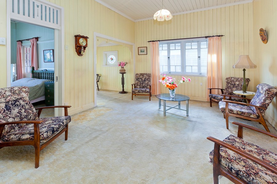 94 Juliette Street, GREENSLOPES, QLD 4120