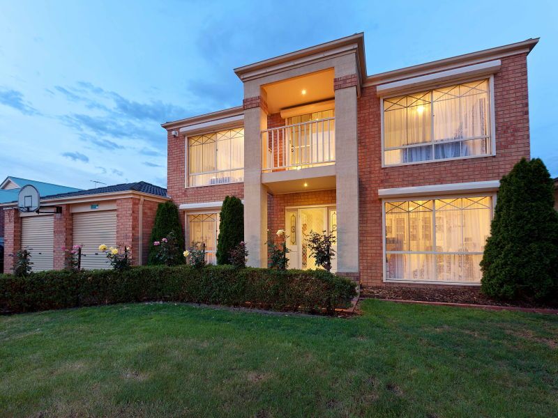 10 Morning Mist Court, MORNINGTON VIC 3931