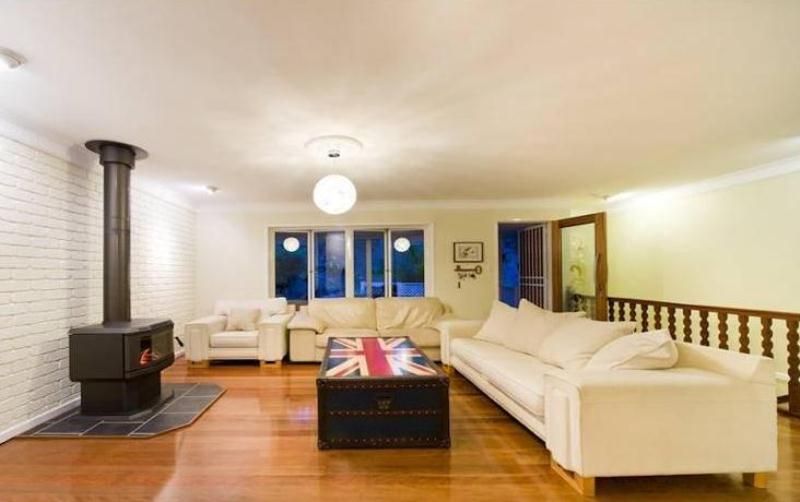 14 Angus Street, BARDON, QLD 4065