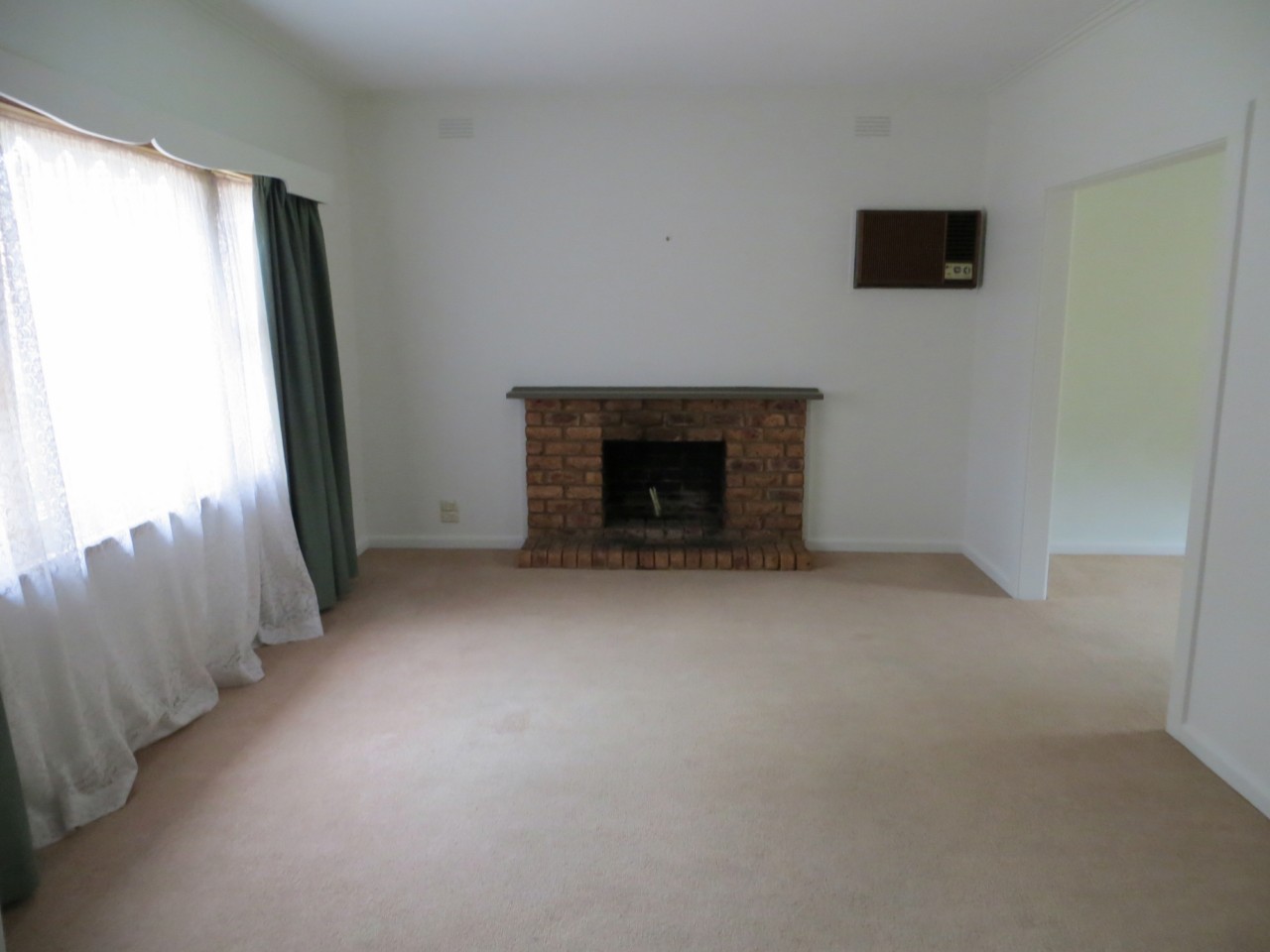 2 Hansen Street, MOUNT WAVERLEY, VIC 3149