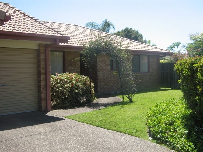 2/5 Fredrick Court, VARSITY LAKES, QLD 4227