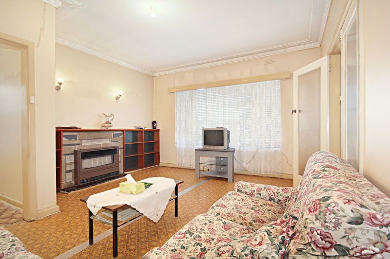 16 Elizabeth Street, OAKLEIGH EAST, VIC 3166
