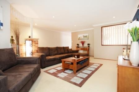 38 Barker Street, CAMBRIDGE PARK, NSW 2747