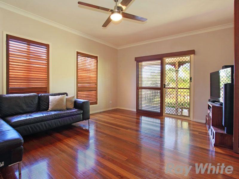 3 Redford Crescent, MCDOWALL, QLD 4053