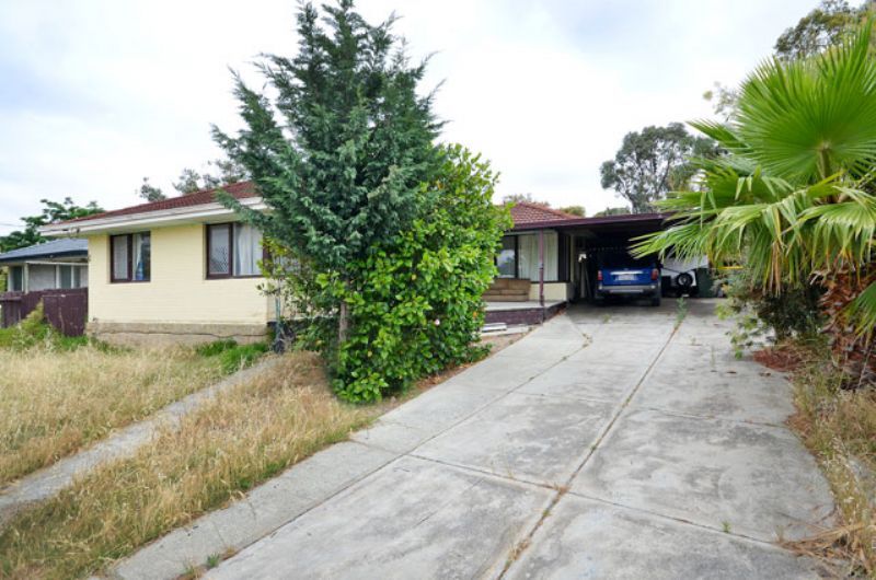 55 Nanovich Avenue, GIRRAWHEEN, WA 6064