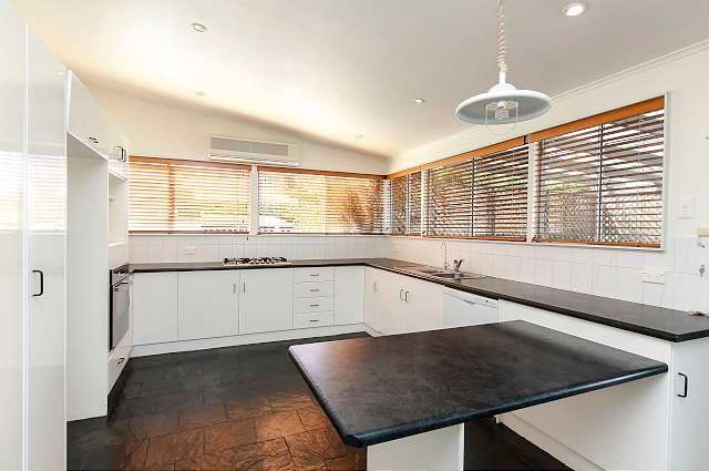 10 Company Street, SEMAPHORE, SA 5019