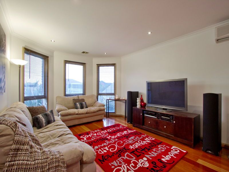 10 Fieldlark Court, CARRUM DOWNS, VIC 3201
