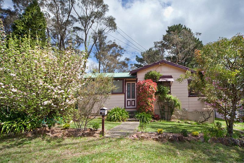 8 Row Street, BLACKHEATH, NSW 2785