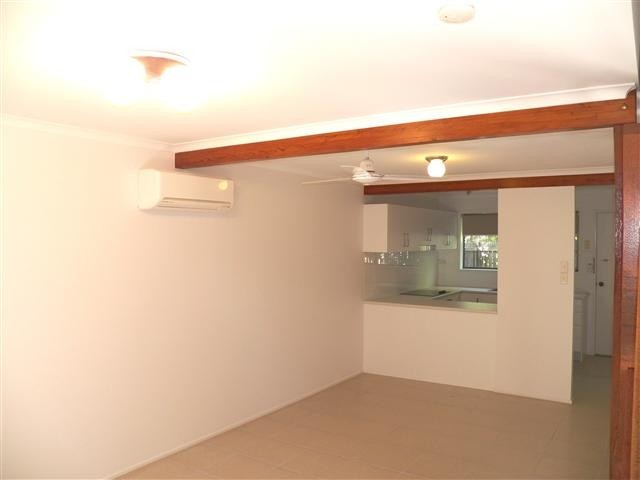 2/136 Oaka Street, GLADSTONE CENTRAL, QLD 4680