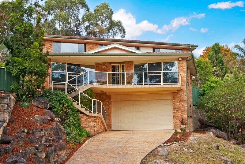64 Beaumaris Drive, MENAI, NSW 2234