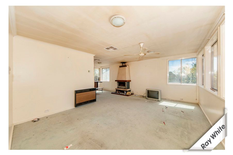 35 McCabe Crescent, HOLT, ACT 2615