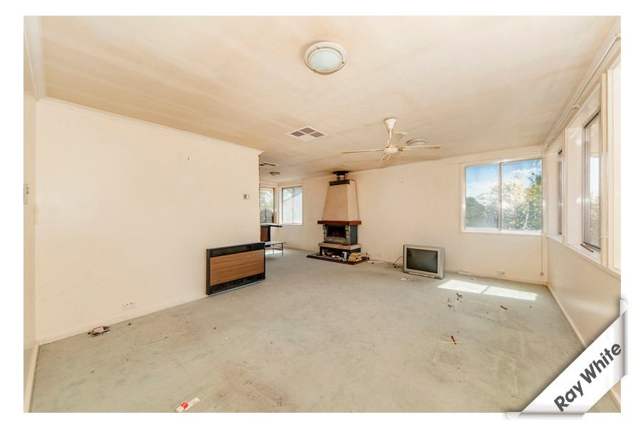 35 McCabe Crescent, HOLT, ACT 2615