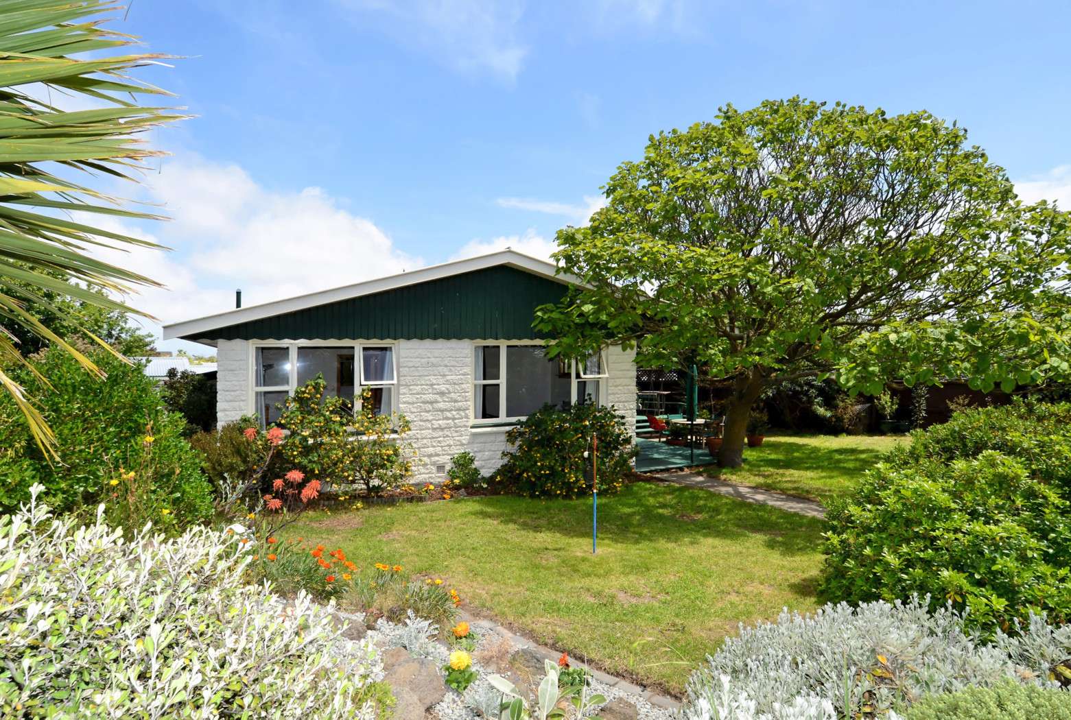 16 Orrick Crescent, Avondale, Christchurch City Real Estate Ray