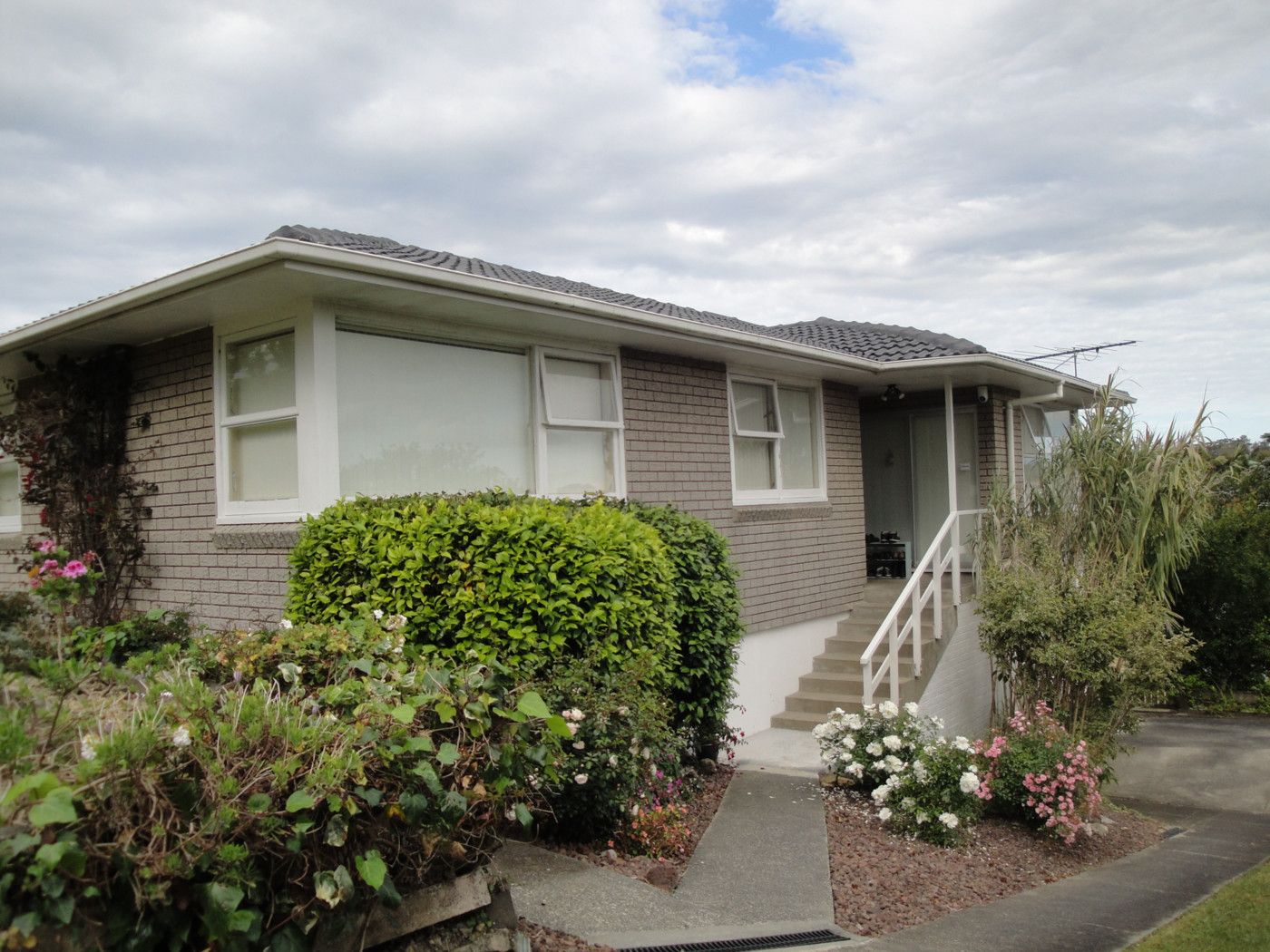 35 Juniper Road, SUNNYNOOK, North Shore City