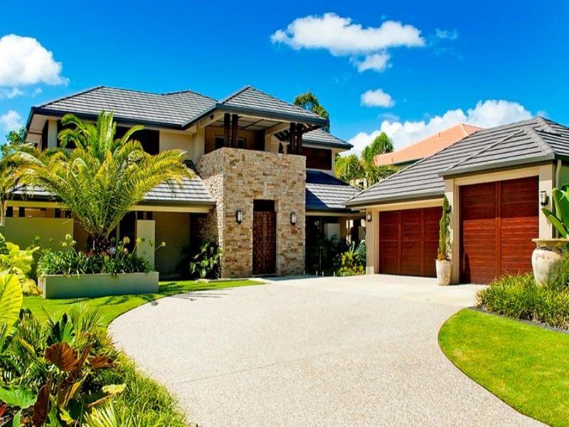 8216 Magnolia Drive West, HOPE ISLAND QLD 4212