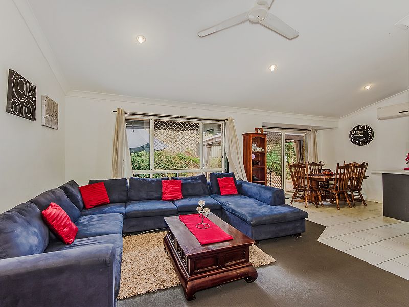 10/2 Penda Court, MERRIMAC, QLD 4226