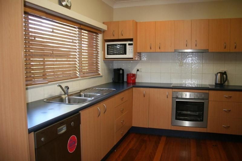 243 Maundrell Terrace, ASPLEY, QLD 4034