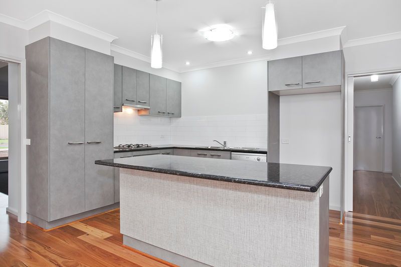 17 Monash Avenue, WARRNAMBOOL, VIC 3280