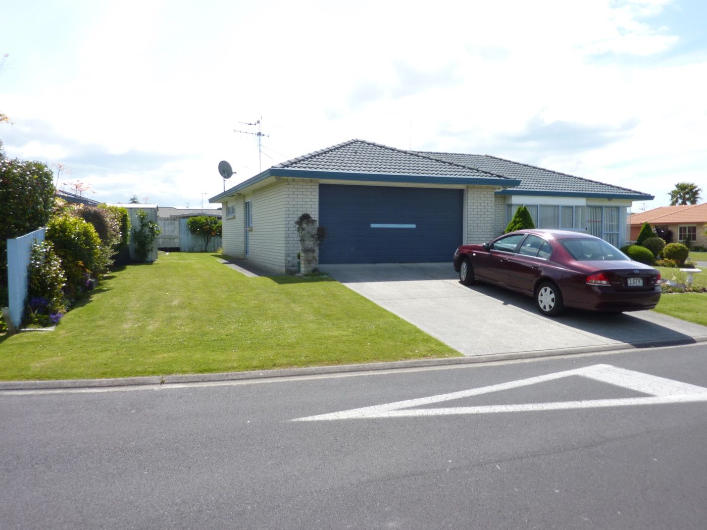 12 Kentia Avenue, MT MAUNGANUI, Tauranga City