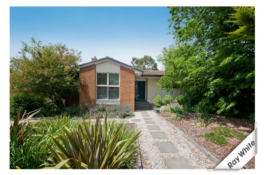 5 Scoble Place, MAWSON, ACT 2607