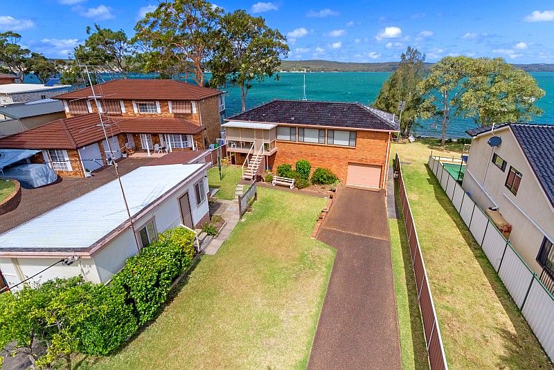 32 Noamunga Crescent, GWANDALAN, NSW 2259