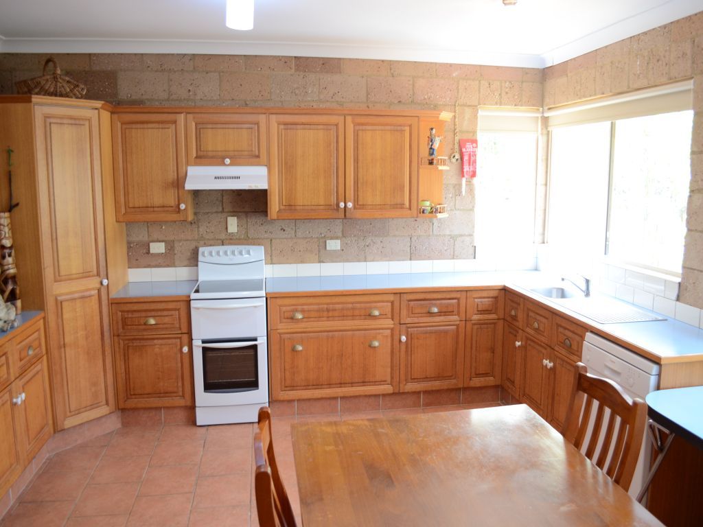 148 Lakes Boulevard, WOOLOWEYAH, NSW 2464