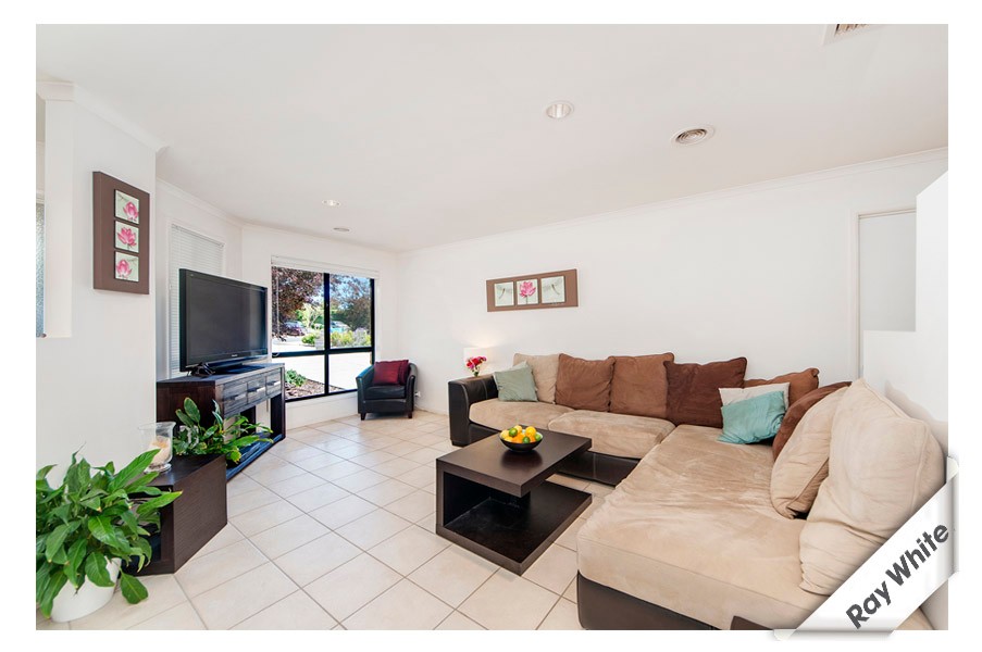 4 Edgley Place, DUNLOP, ACT 2615