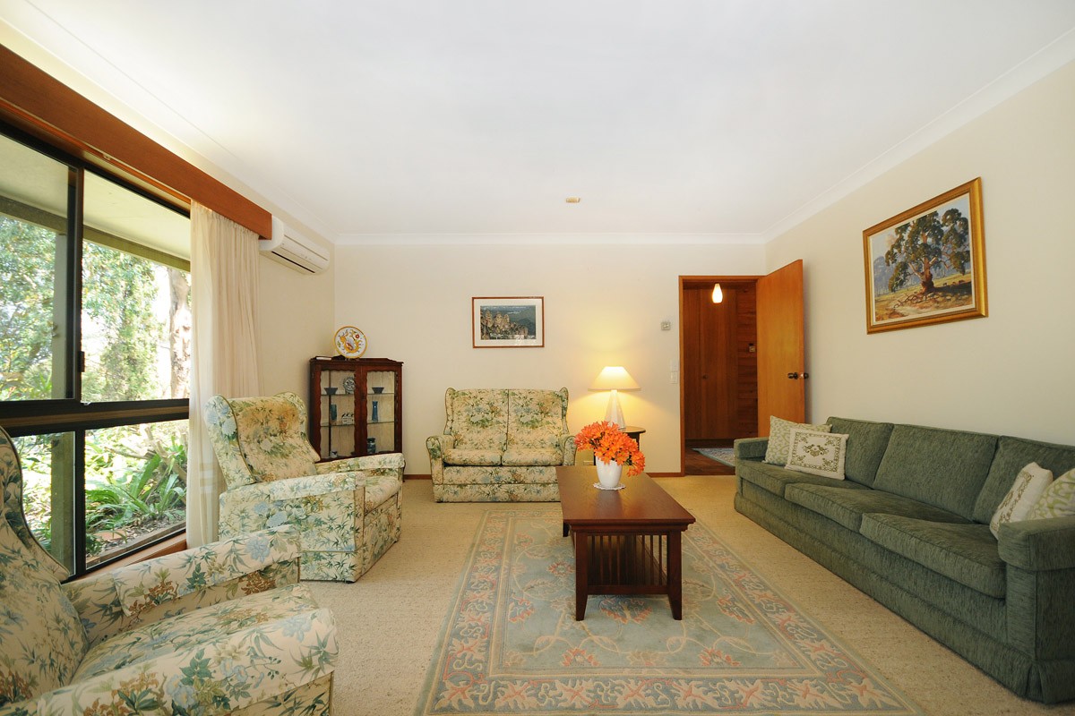 1 Niddrie Drive, MIDDLE RIDGE, QLD 4350