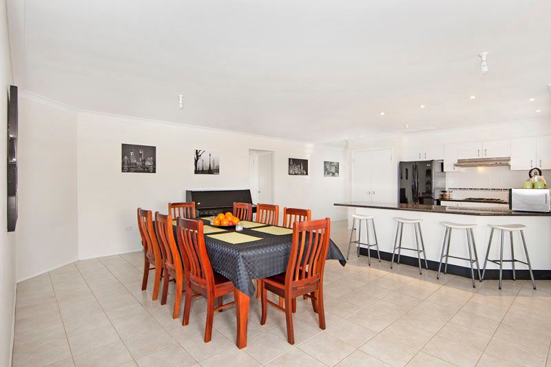 30 Piper Drive, HAMLYN TERRACE, NSW 2259