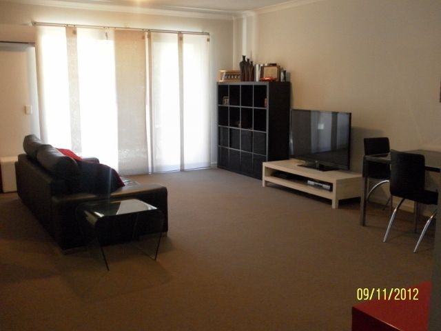 30/1 SUNLANDER Drive, CURRAMBINE, WA 6028