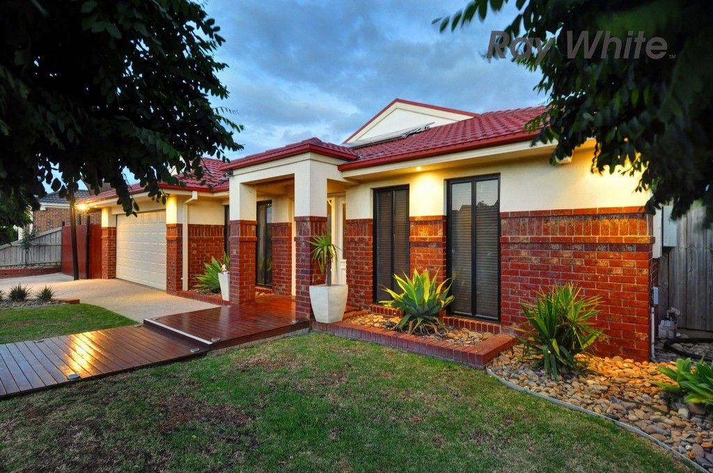 11 Portofino Crescent, POINT COOK VIC 3030