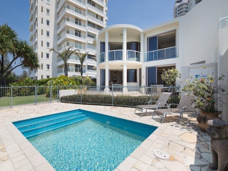 Beach House 3, 'La Sabbia', 74 Old Burleigh Road, SURFERS PARADISE, QLD 4217