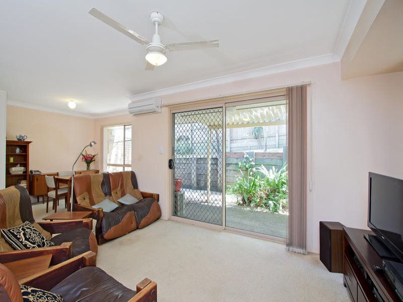 4/105 Whiting Street, LABRADOR, QLD 4215