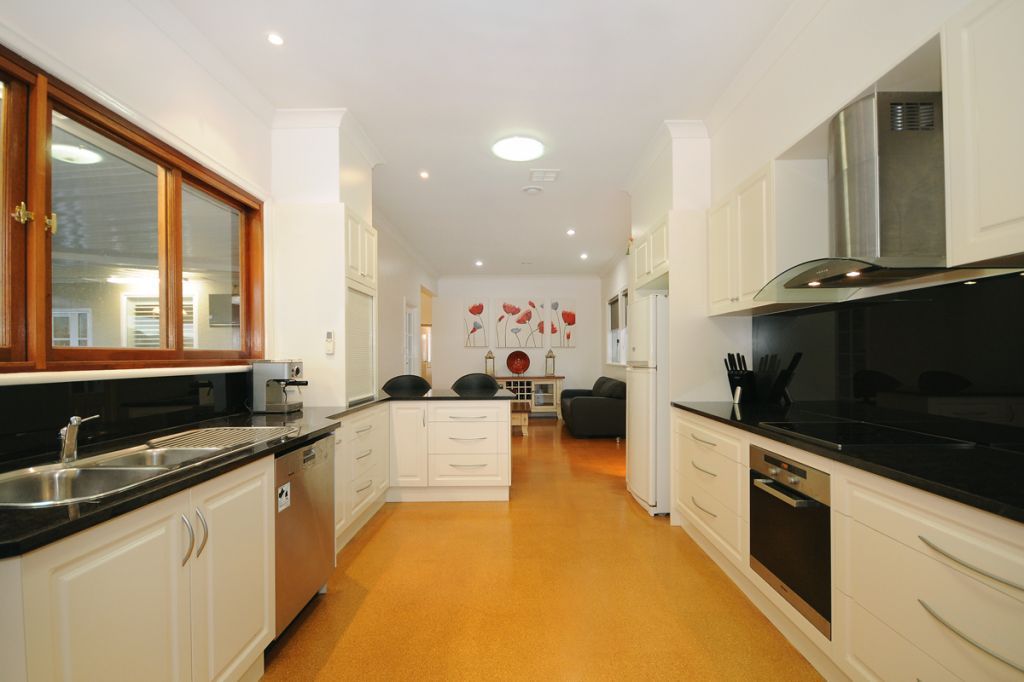 159 Spring Street, MIDDLE RIDGE, QLD 4350