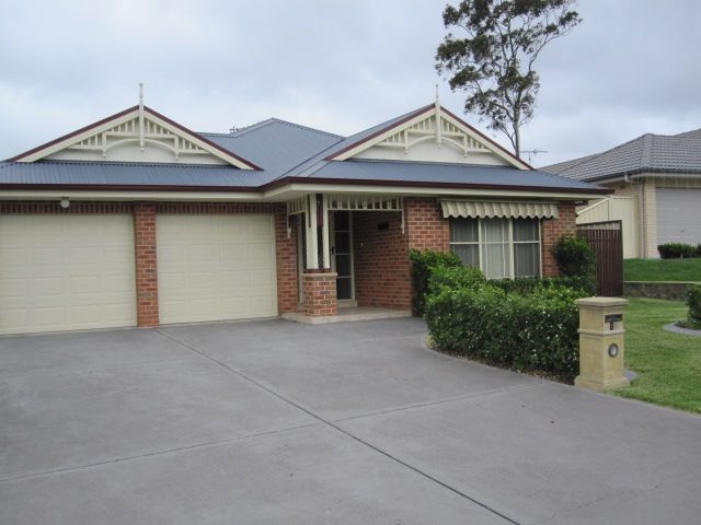 11 Carnarvon Circuit, EAST MAITLAND, NSW 2323