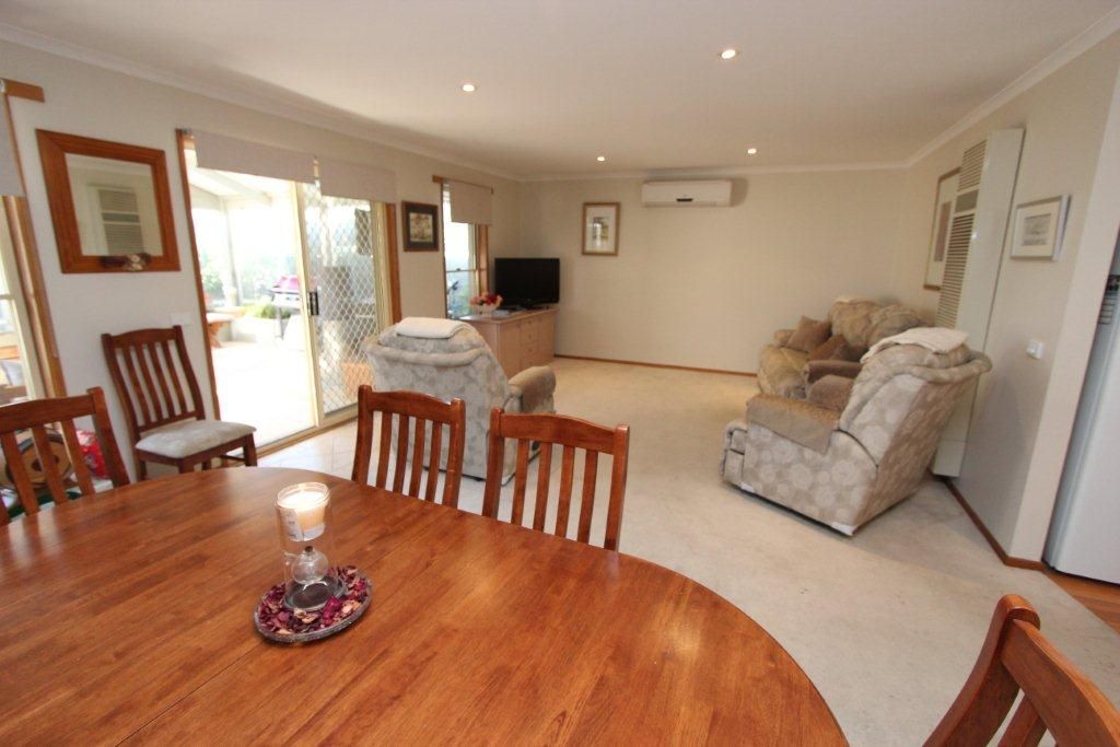 2/6 Allitt Avenue, BELMONT, VIC 3216