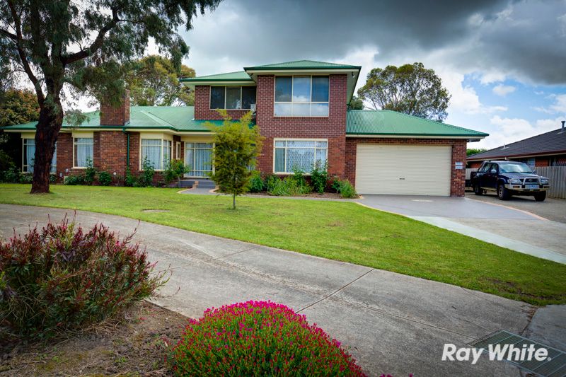 36 Osborn Grove, PAKENHAM, VIC 3810