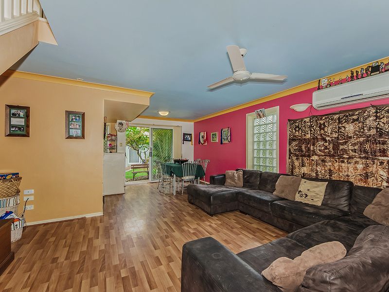 212/215 Cottesloe Drive, MERMAID WATERS, QLD 4218