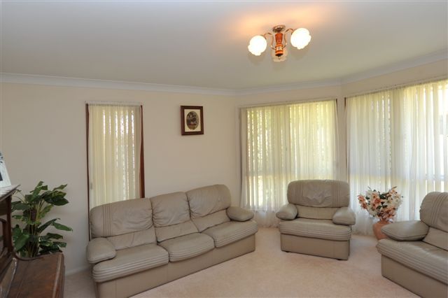 11 Jonquil Court, MIDDLE RIDGE, QLD 4350